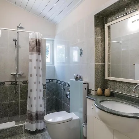 펜션 Beautiful In With 1 Bedrooms, Jacuzzi And Wifi *